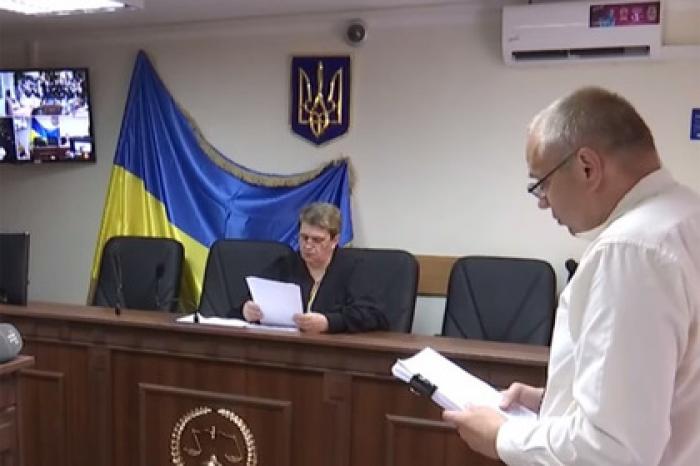 Обвиняемых в смерти ребенка украинских полицейских отправили в СИЗО