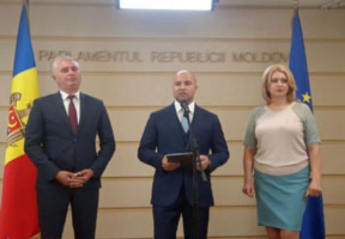 ПОЛИТСОВЕТ ДПМ ОБСУДИТ СОЗДАНИЕ КОАЛИЦИИ С ПСРМ ВО ВТОРОЙ ПОЛОВИНЕ ДНЯ