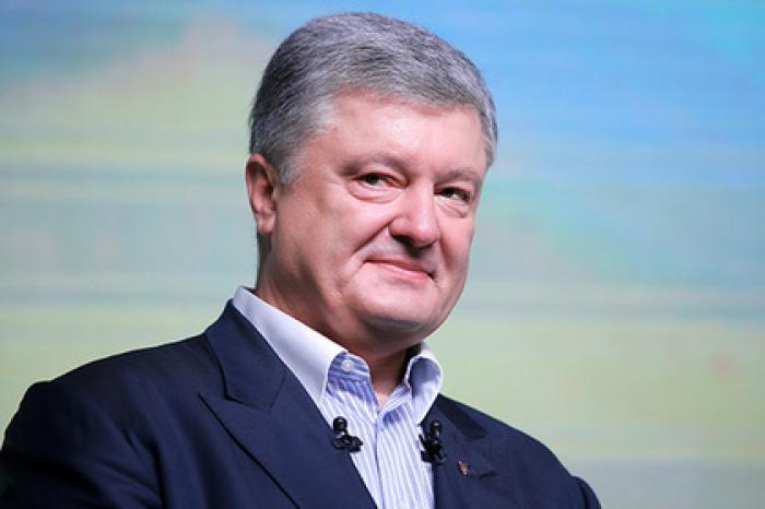 Порошенко в двух твитах описал поражение Украины без него