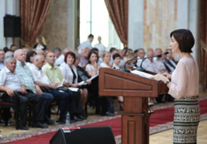 PREMIERUL: NOUA GUVERNARE ÎI VA RESPECTA PE TOȚI REPREZENTANȚII ADMINISTRAȚIEI LOCALE, INDIFERENT DE APARTENENȚA DE PARTID