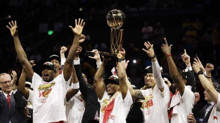 "Торонто Рэпторс" впервые стала чемпионом НБА