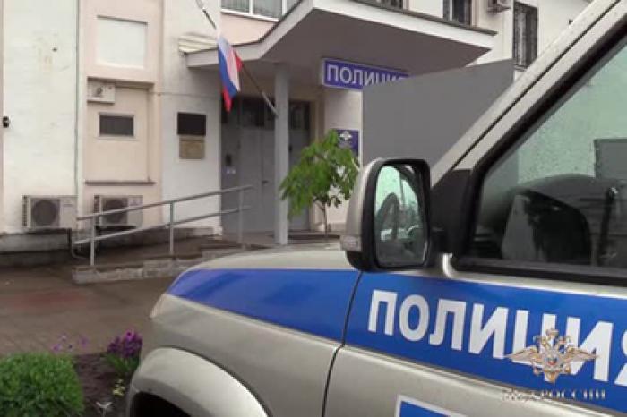 Россияне понарошку ограбили почтовый автомобиль ради 4,5 миллиона рублей