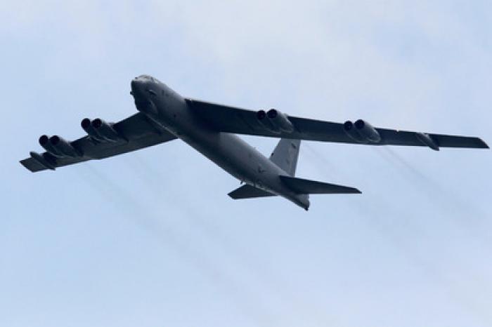 Россия перехватила бомбардировщики США над двумя морями