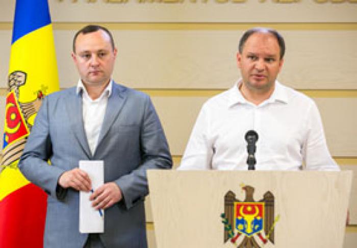 СОЦИАЛИСТЫ ПРИЗВАЛИ «ГЕНПРОКУРАТУРУ ДЕЙСТВОВАТЬ ПО ЗАКОНУ, А НЕ УКАЗКЕ РЕЖИМА»