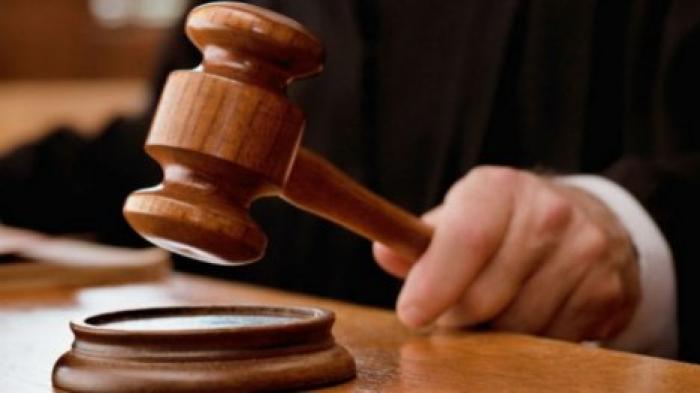 Столичный адвокат оказался на скамье подсудимых