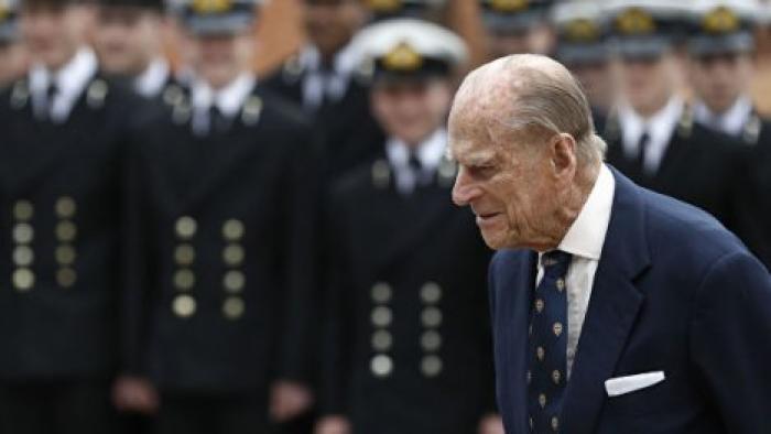 Супруг Елизаветы II принц Филипп празднует свое 98-летие