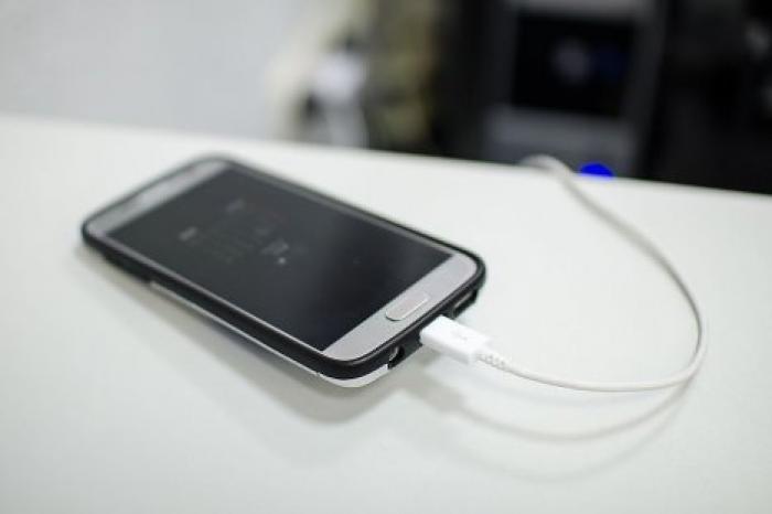 Технология Vivo зарядит смартфон за 13 минут