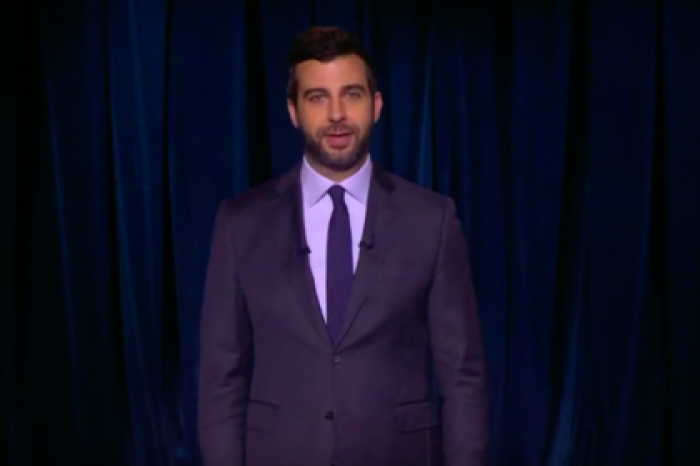 Ургант высмеял задержавших Голунова полицейских