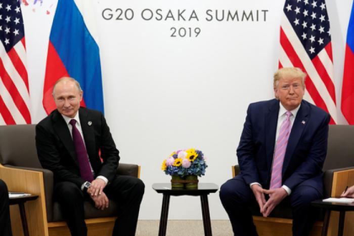 В Кремле прокомментировали встречу Путина и Трампа