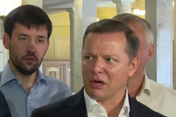 Зеленского обвинили в заискивании перед Европой