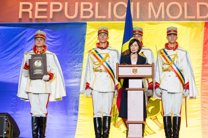 Adresarea Prim-ministrului Maia Sandu cu ocazia aniversării a 25-a a adoptării Constituției Republicii Moldova