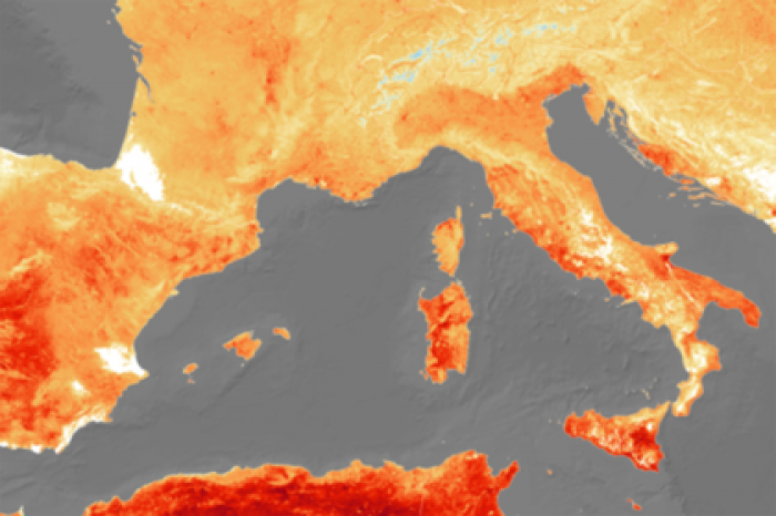 Аномальную жару в Европе показали из космоса