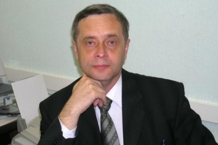 Хабаровского замминистра образования отстранили после пожара в палаточном лагере