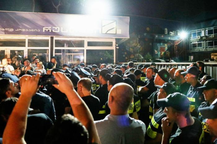 Из «Рустави 2» стали увольняться после ругани в адрес Путина