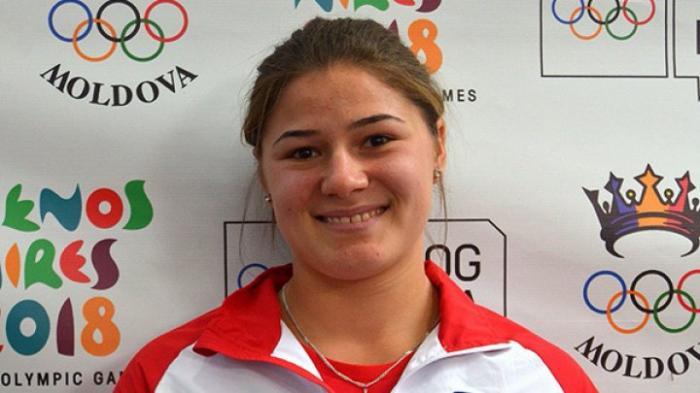 Легкоатлетка Нина Кэпэцинэ завоевала серебро на Европейском юношеском олимпийском фестивале в Баку