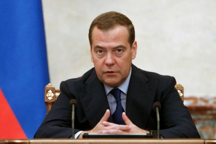 Медведев предложил уголовно наказывать за срыв работы по нацпроектам