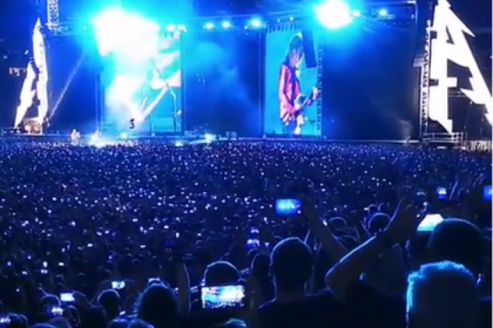 Metallica спела «Группу крови» в Лужниках