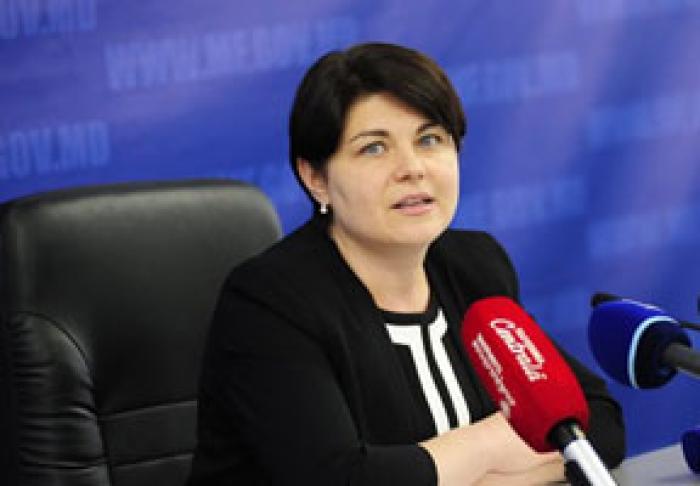 MINISTRUL FINANŢELOR: IMPOZITUL PE VENIT PENTRU PERSOANELE FIZICE ŞI JURIDICE VA RĂMÂNE NESCHIMBAT, DE 12%
