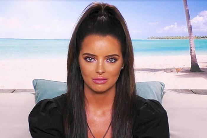 Неудачный макияж звезды реалити-шоу неприятно поразил зрителей