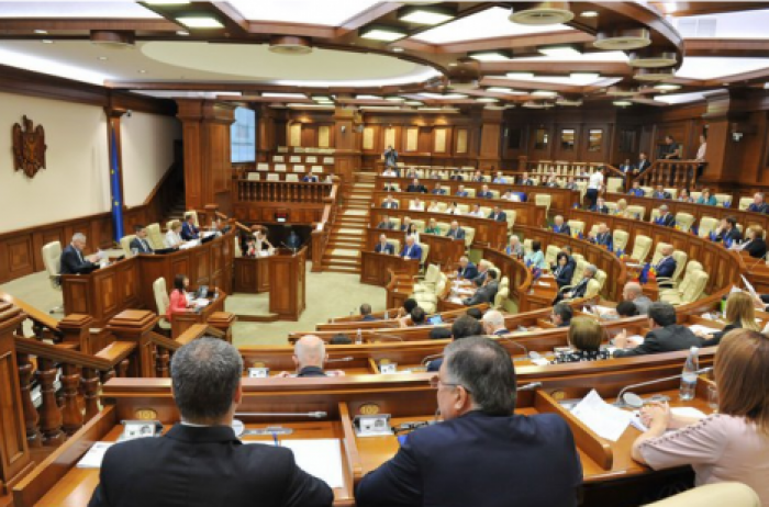 Парламент назначил трех новых членов ЦИК
