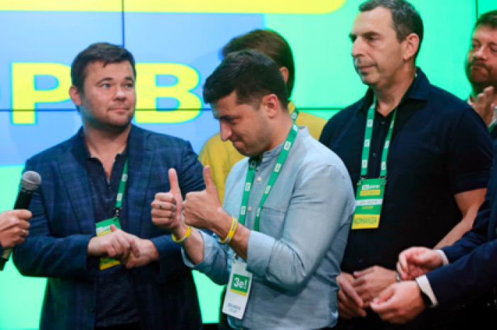 Партия Зеленского заберет все посты в правительстве Украины