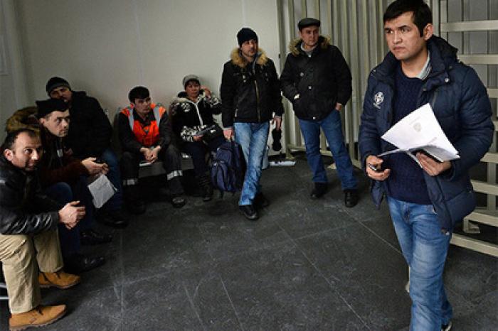 Поток мигрантов в Россию признали аномальным