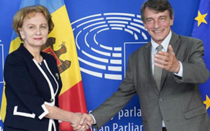 PREŞEDINTA PARLAMENTULUI SUSŢINE CĂ MOLDOVA TREBUIE SĂ-ŞI ÎNDEPLINEASCĂ ANGAJAMENTELE ÎN CADRUL ACORDULUI DE ASOCIERE CU UE