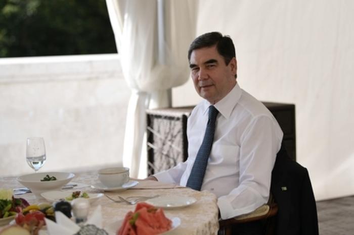 Президента Туркмении не видели на публике 10 дней