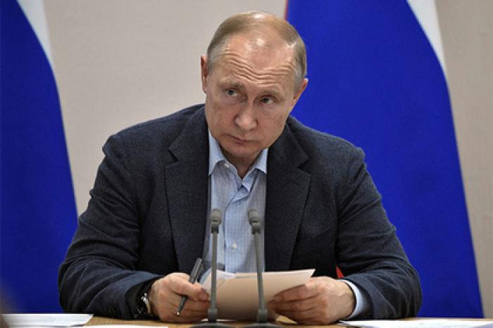 Путин назвал срок принятия необходимых для исполнения нацпроектов законов