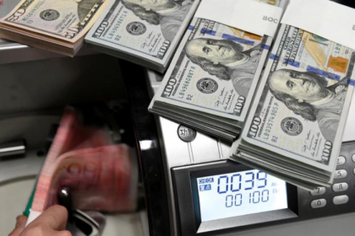 Россия и Китай начали вытеснять доллар