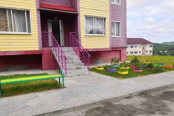 Россияне раскрасили свои дома в яркие цвета