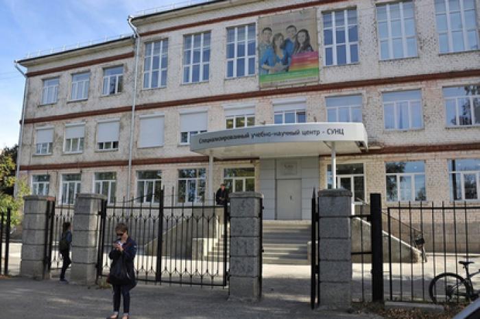 Российских школьников обеспечат бесплатным питанием и проживанием