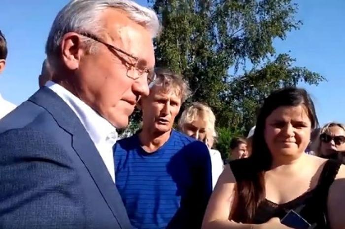 Российский губернатор упрекнул подтопленцев в желании «качнуть права»