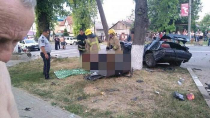 Смертельное ДТП: В Унгенах 22-летний водитель скончался на месте