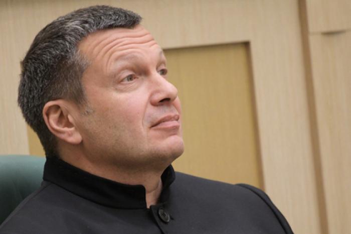 Соловьев пошел в атаку на нашедшего у него вид на жительство в Италии Навального