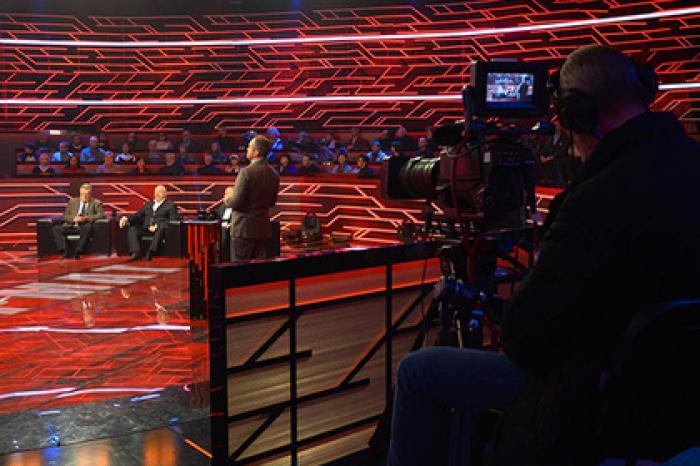 Украинский телеканал объяснился за телемост с Россией