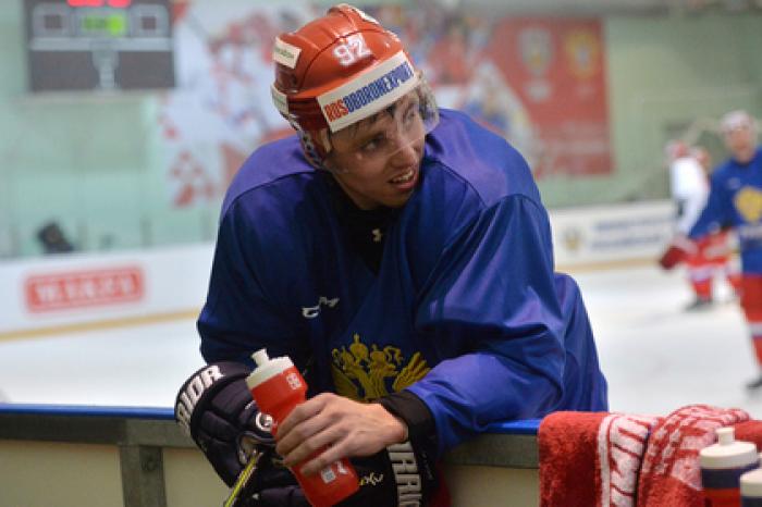Вернувшийся из НХЛ в Россию хоккеист рассказал о помешавшей ему лени