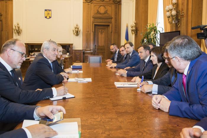 Визит делегации Республики Молдова в Румынию продолжился встречами в парламенте и с лидерами двух партий