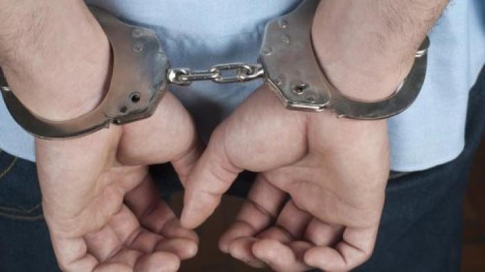 В Кишиневе двое пьяных молодых людей избили мужчину: подозреваемых задержали