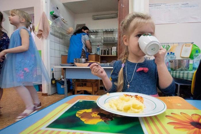 В России предложили способ сэкономить на создании мест в детсадах