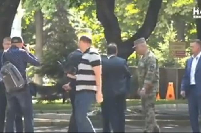 «Захвативший» Кремль министр обороны отреагировал на грубость Зеленского