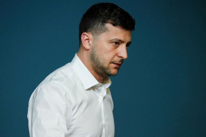 Зеленский раскритиковал не пускавшего к нему людей прокурора