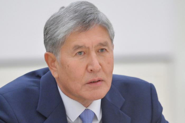 Атамбаев возложил ответственность за гибель силовика на президента Киргизии