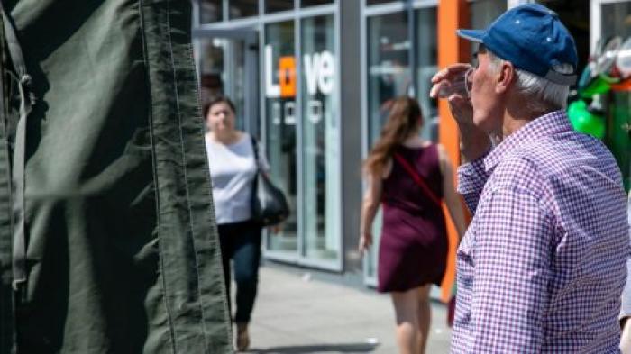 Более 3500 граждан обратились в палатки “антижара” за последние сутки