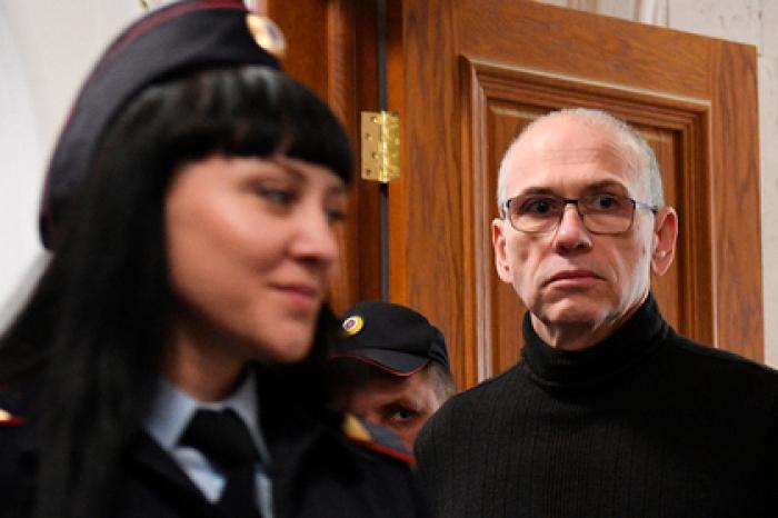 Бывший министр попросил закрыть дело о похищенных им 11 миллиардах рублей