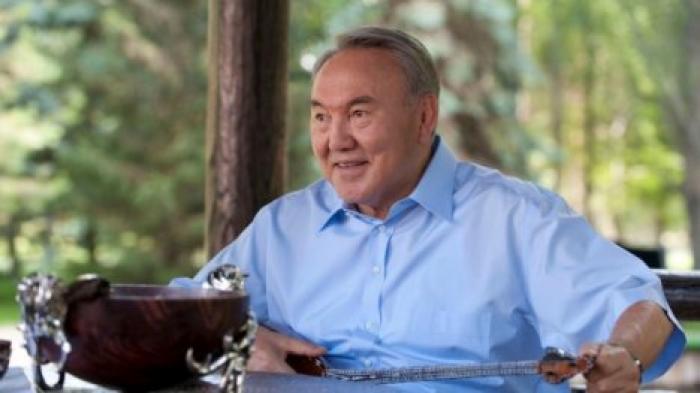 Бывший президент Казахстана увлекся музыкой