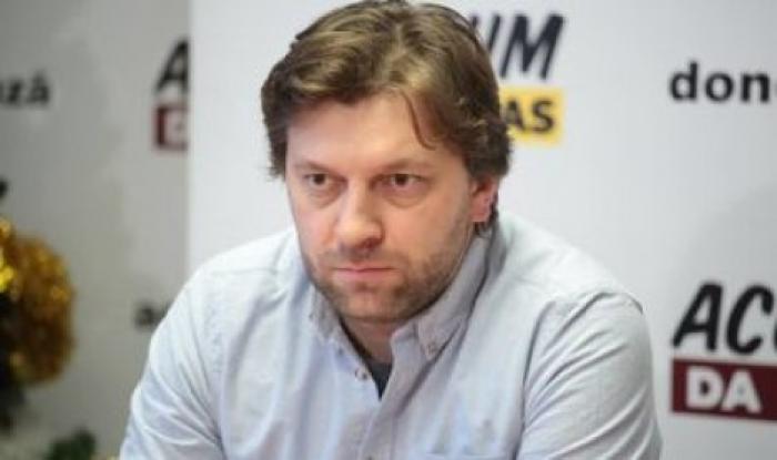 Депутат Партии действие и солидарность продемонстрировал, что не склонен сдерживать собственные обещания