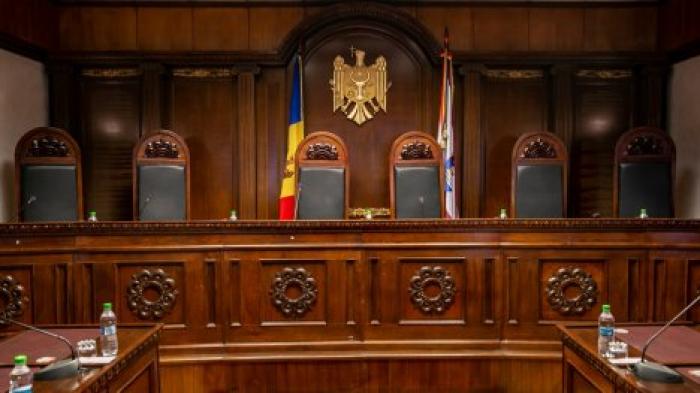 Конституционный суд утвердил мандаты новых депутатов