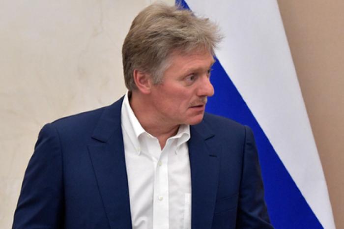 Кремль прокомментировал ситуацию с задержанием женщин после покупки «Фризиума»