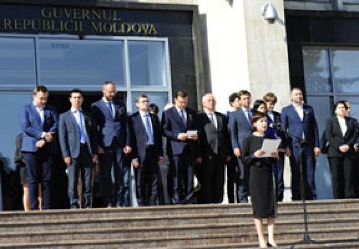 MAIA SANDU: GUVERNUL SE DISOCIAZĂ DE PRACTICILE NOCIVE DE DIVIZARE A SOCIETĂȚII ȘI DE ADÂNCIRE A DIVERGENȚELOR EXISTENTE ÎN SOCIETATE